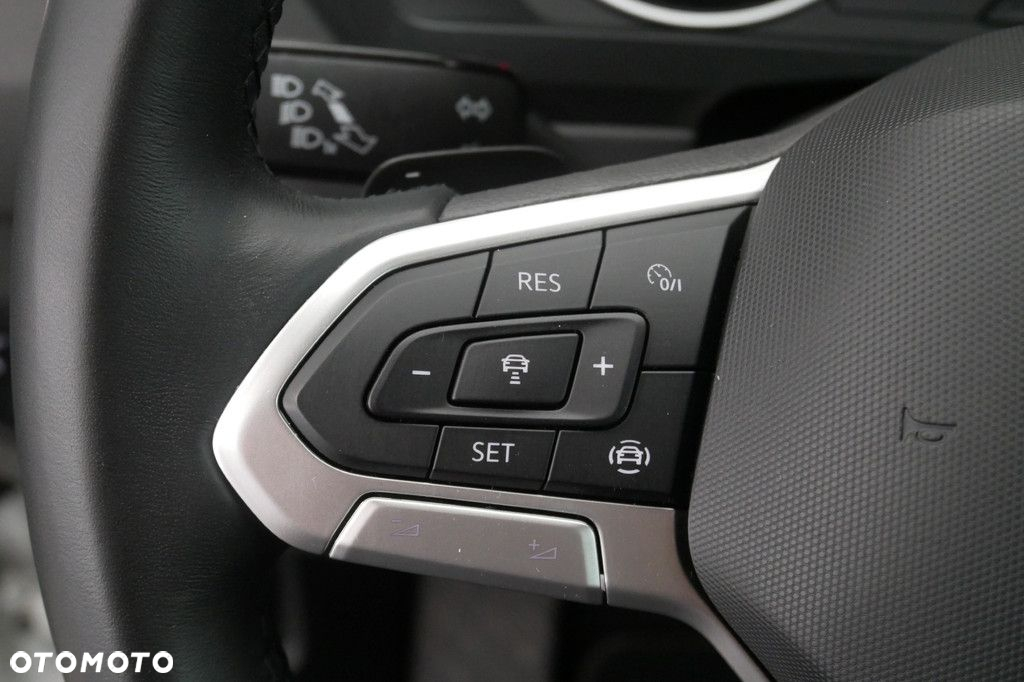 Volkswagen Tiguan 1.5 TSI EVO Life DSG - 25