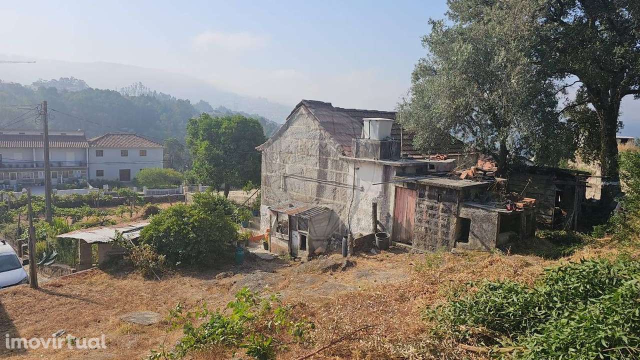 Moradia T2 para venda - Grande imagem: 2/11