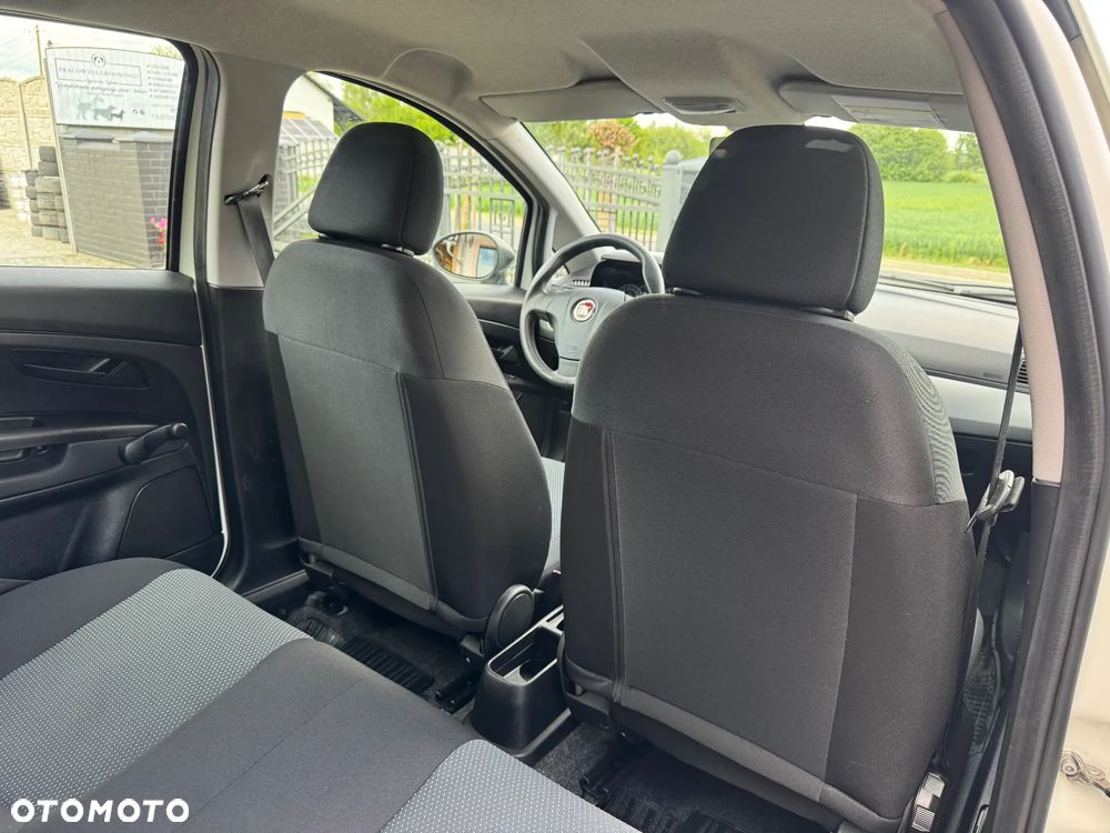 Fiat Punto 1.2 Fresh - 31