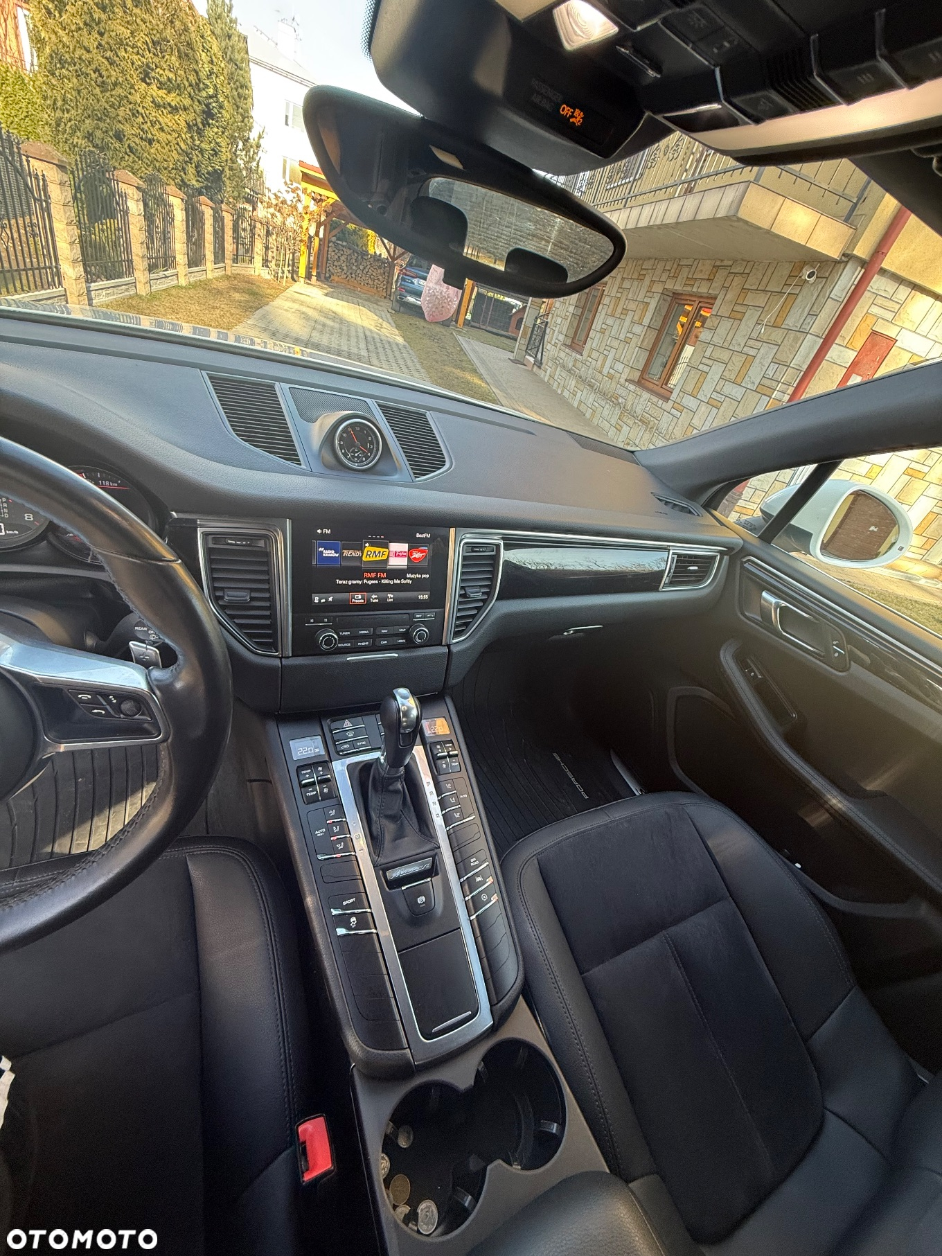 Porsche Macan S - 23
