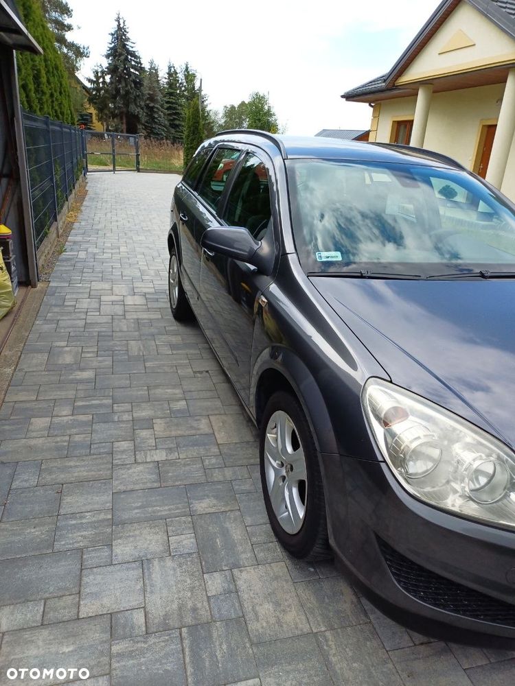 Opel Astra 1.9 CDTI Enjoy - 4