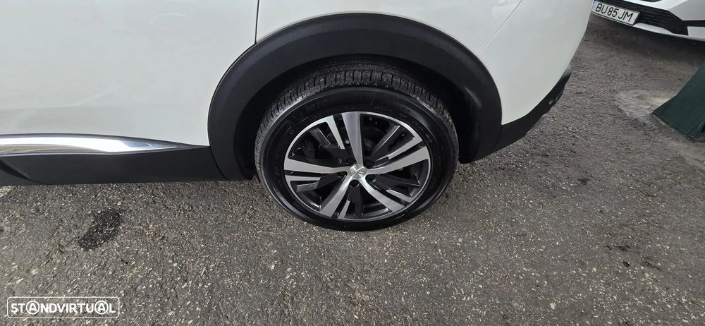 Peugeot 3008 1.6 Hybrid Allure Pack e-EAT8 - 11
