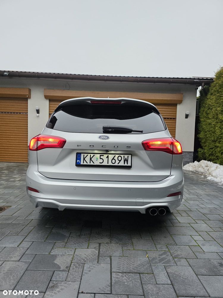 Ford Focus 1.5 EcoBlue Start-Stopp-System ST-LINE DESIGN - 9