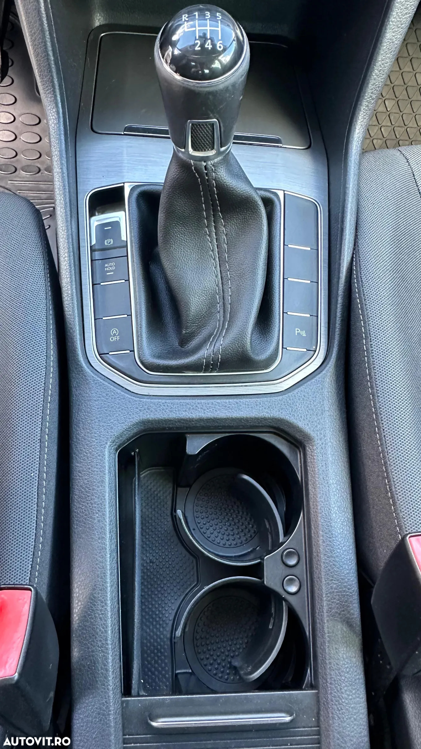 Volkswagen Golf - 21