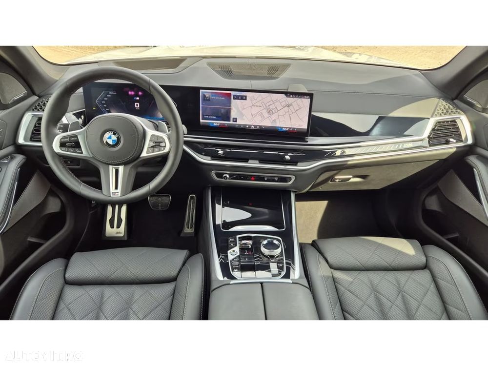 BMW X5 M 2025 photo 2
