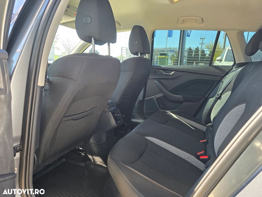 Skoda Kamiq 1.5 TSI Selection - 17