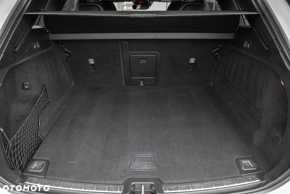 Volvo XC 60 D4 SCR AWD R-Design - 31