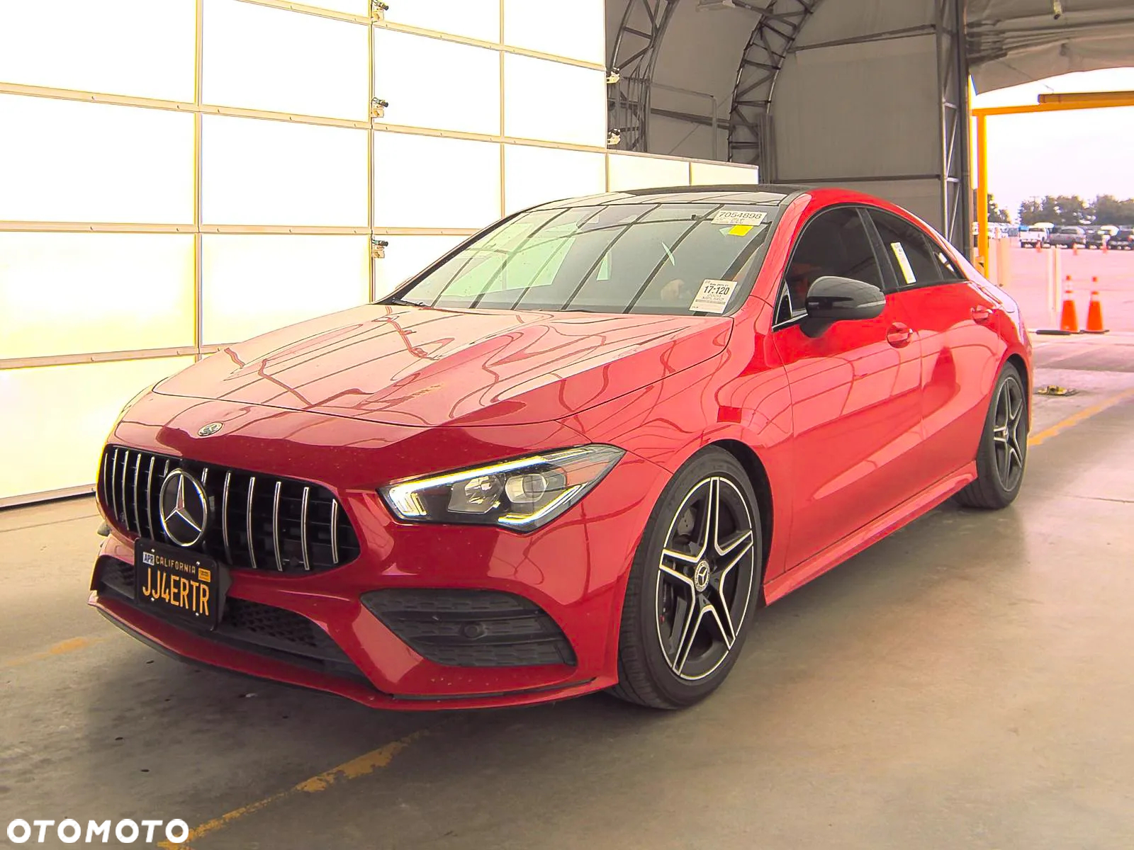 Mercedes-Benz CLA - 2