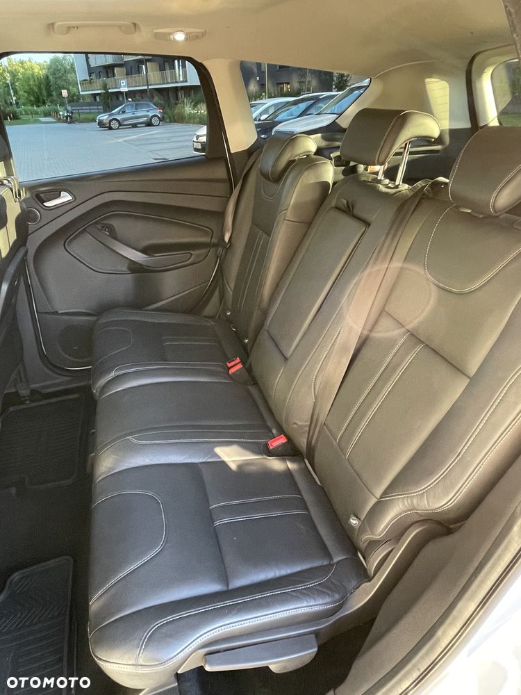 Ford Kuga 2.0 TDCi 4WD Titanium - 28