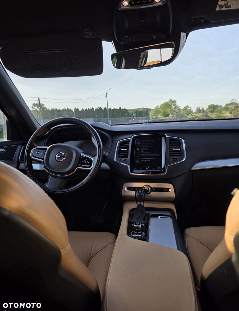 Volvo XC 90 - 18