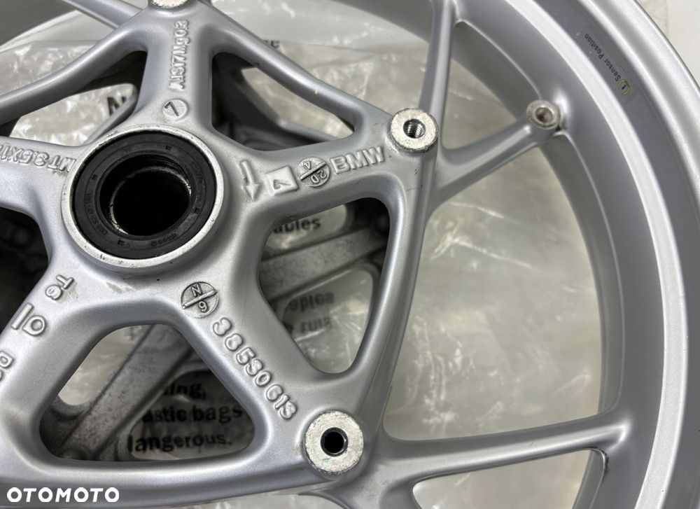 Przednia felga BMW S1000 XR K69 R1250 R K53 RS K54 RT K52 F900 R K83 XR K84 K1600 GT GTL Bagger Oryginał 8530613 - 8
