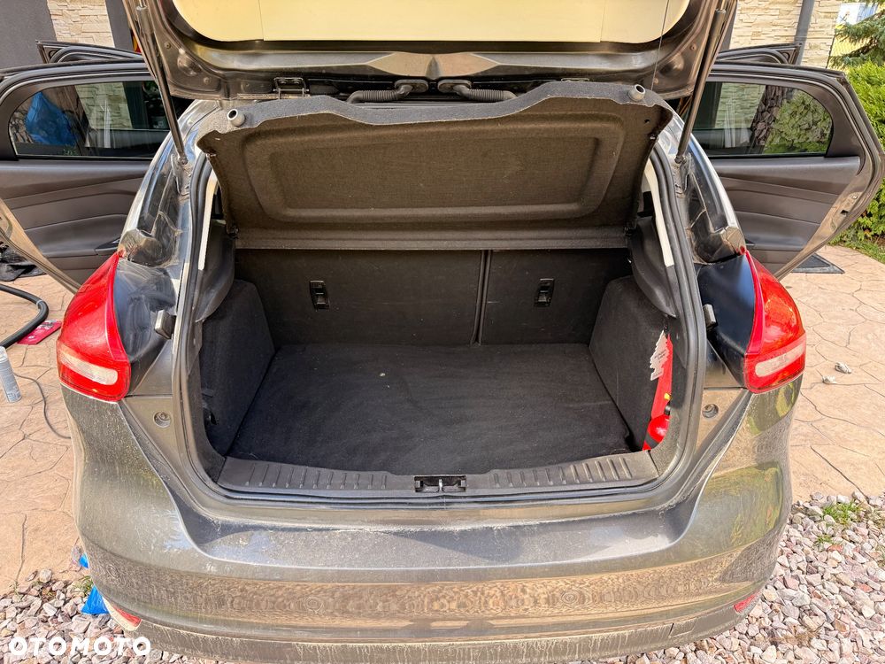 Ford Focus 1.0 EcoBoost Titanium - 13