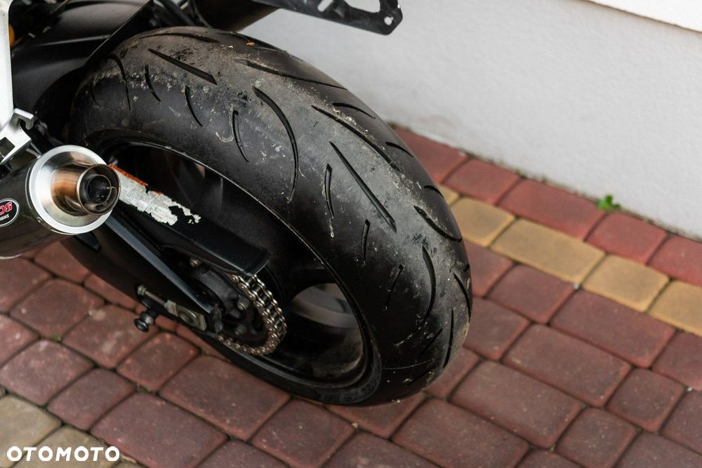 Suzuki GSX-R - 8