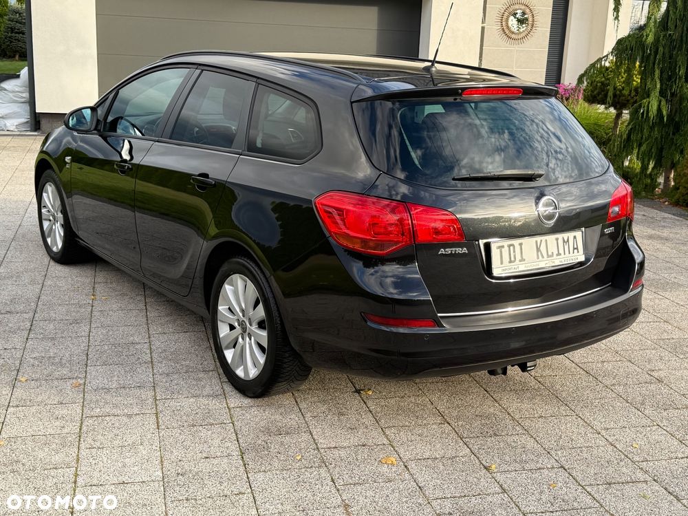 Opel Astra 1.7 CDTI DPF Sports Tourer Design Edition - 3