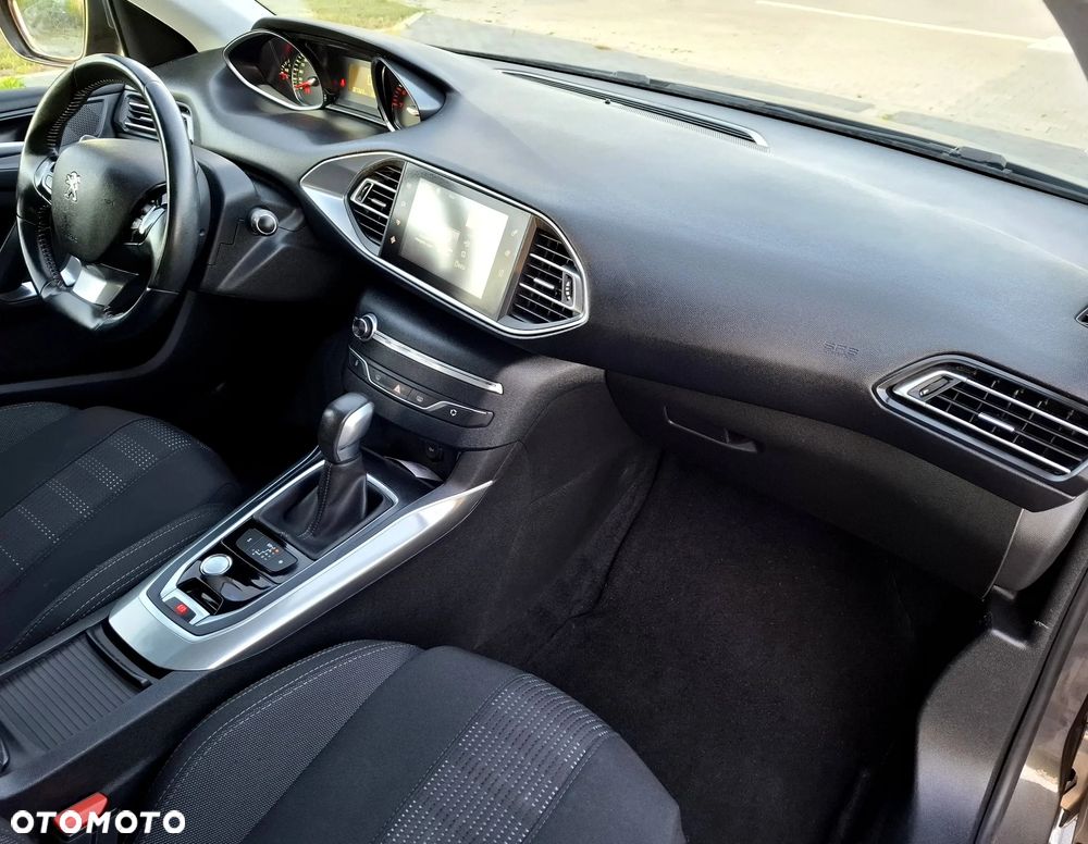 Peugeot 308 PureTech 130 EAT6 Stop & Start Allure - 18