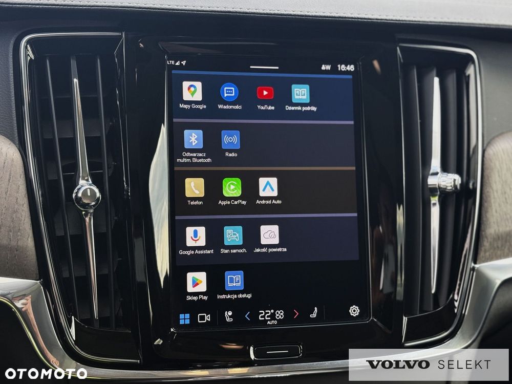 Volvo V90 Cross Country - 15