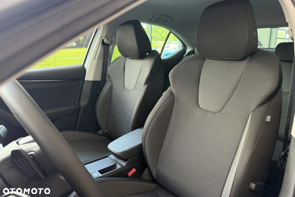 Skoda Octavia 2.0 TDI Edition 130 Selection DSG - 14