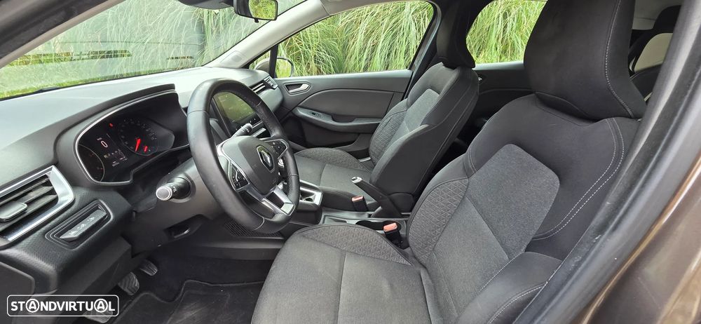 Renault Clio - 12