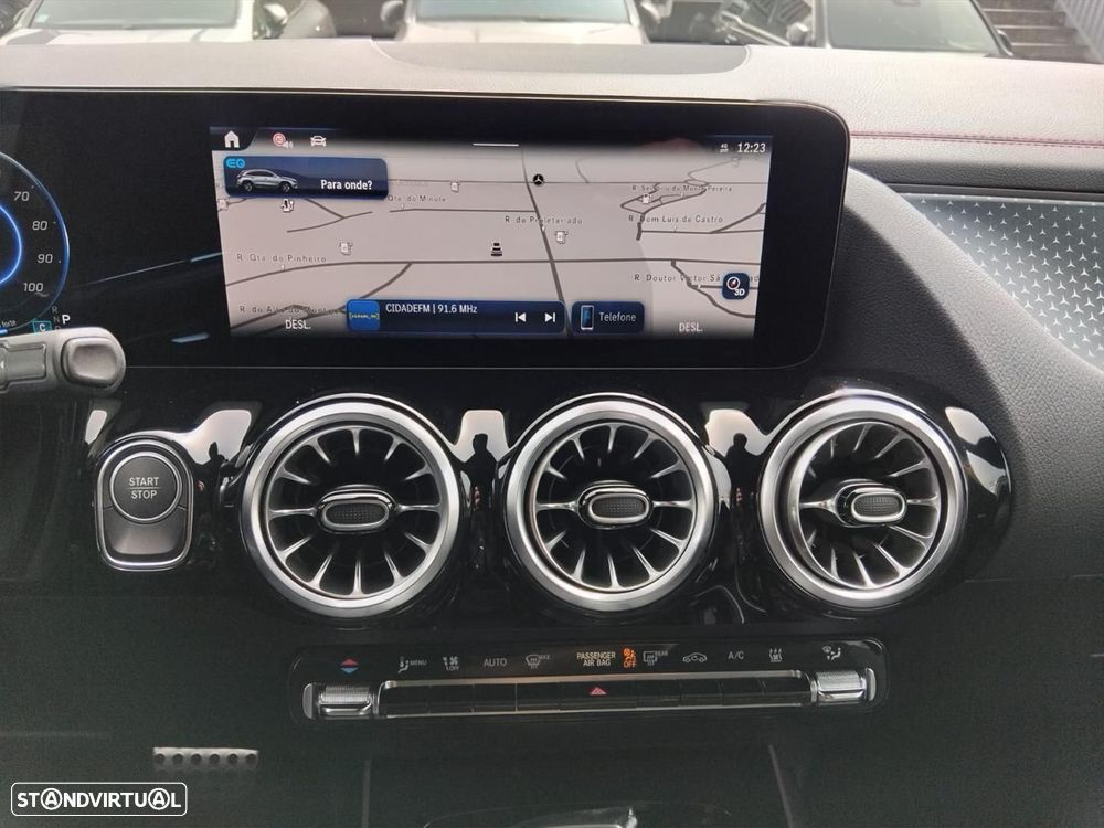 Mercedes-Benz EQA 250+ AMG Line - 15