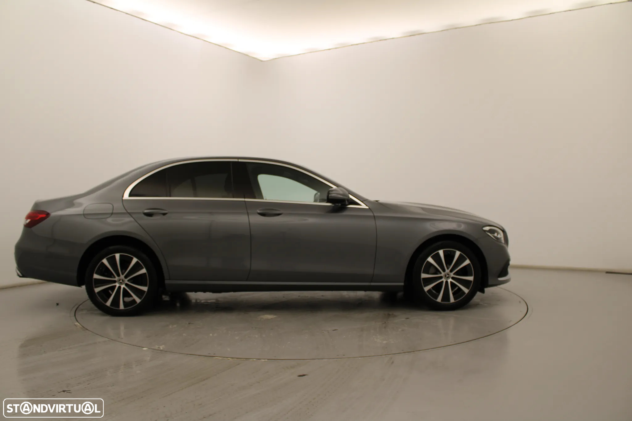 Mercedes-Benz E 300 de Avantgarde - 3