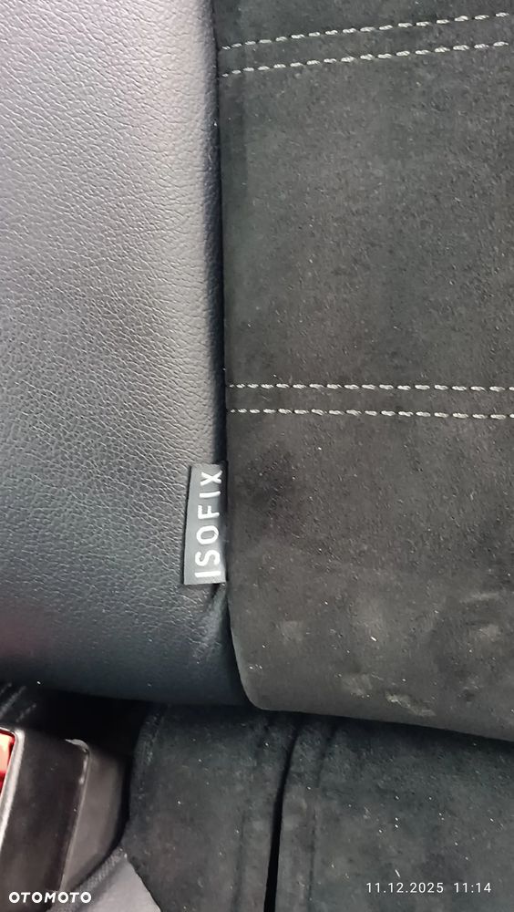 Toyota Avensis 1.8 Premium - 34