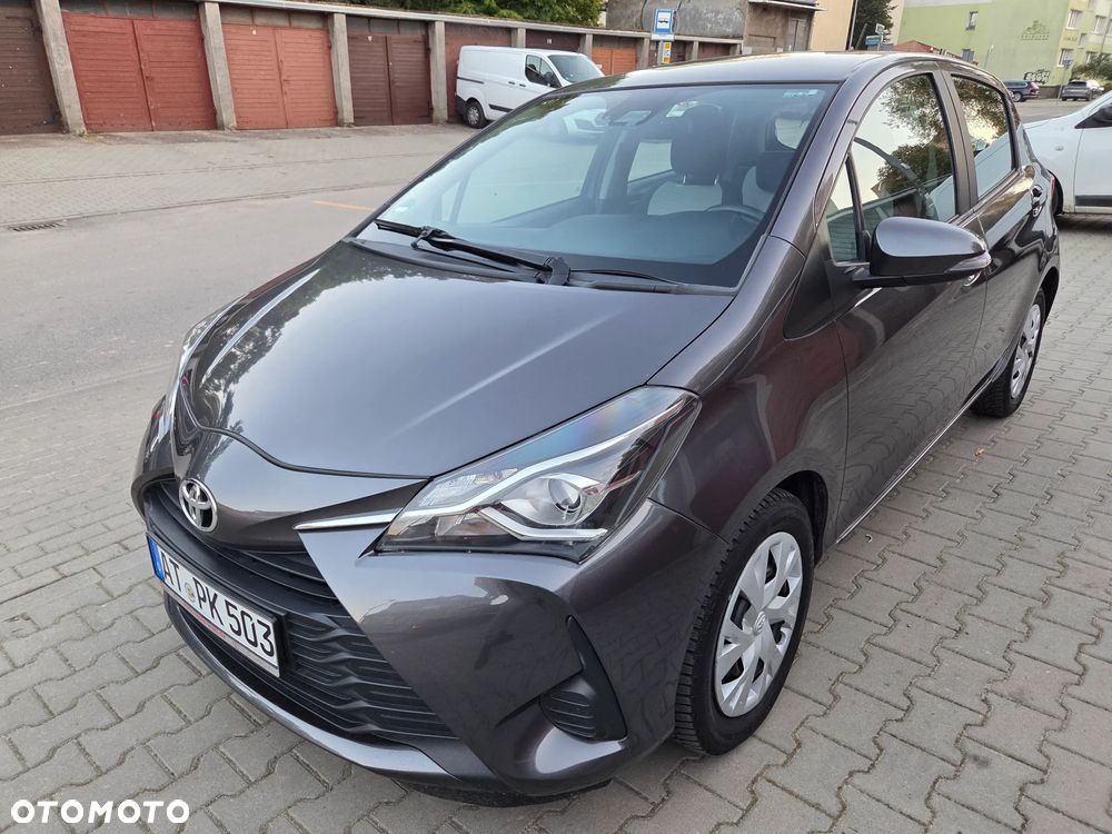Toyota Yaris 1.0 Premium - 5