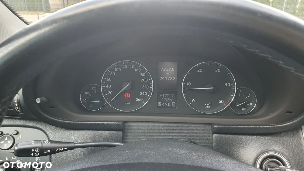 Mercedes-Benz Klasa C 220 CDI Automatik Avantgarde - 6