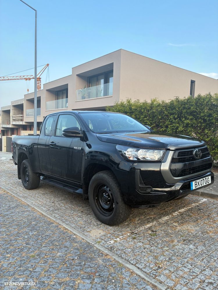 Toyota Hilux 2.4 D-4D 4WD CD CH Aut. - 17