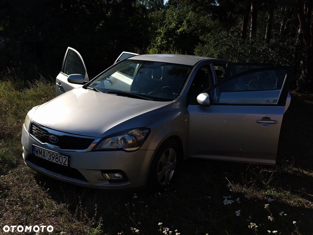 Kia Ceed 1.4 Comfort - 22