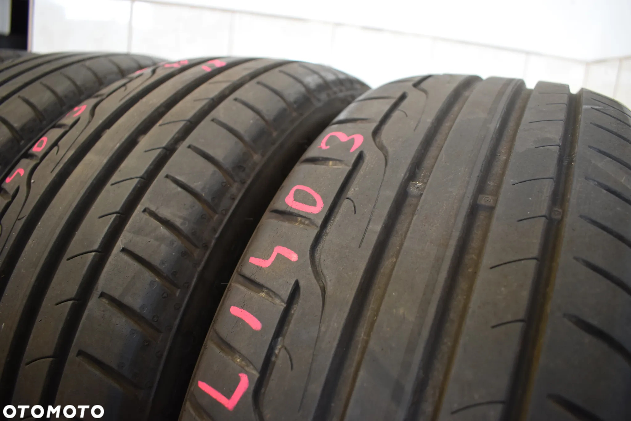 R18 205/40 Dunlop Sport Maxx RT DSST Cena za komplet - 3