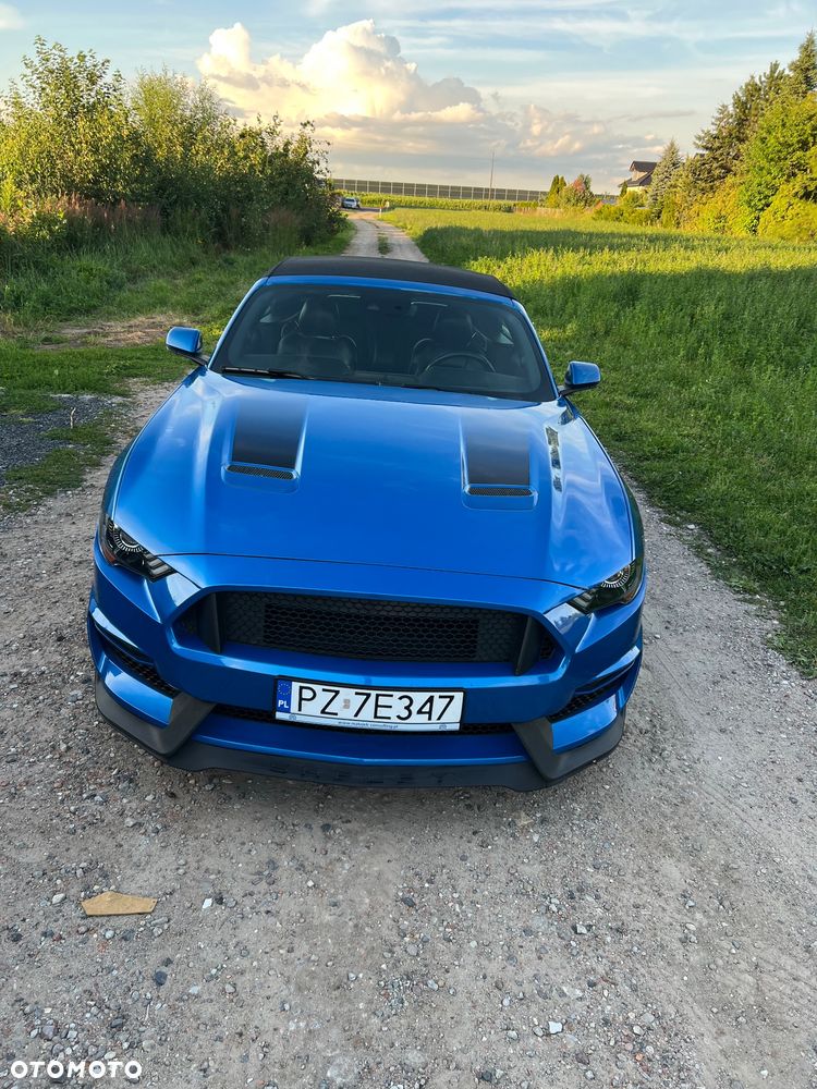 Ford Mustang - 12
