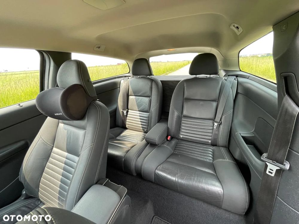 Volvo C30 D2 R-Design - 7