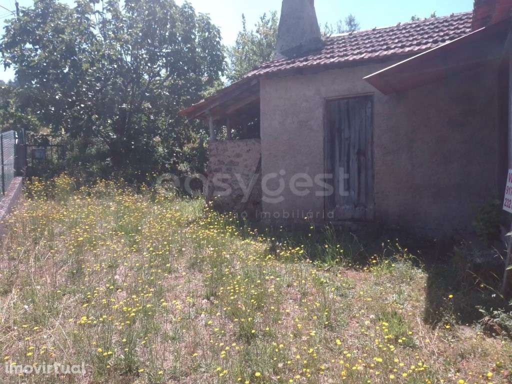 Moradia T2, localizada em Dardavaz junto ao Rio Criz - Grande imagem: 5/30