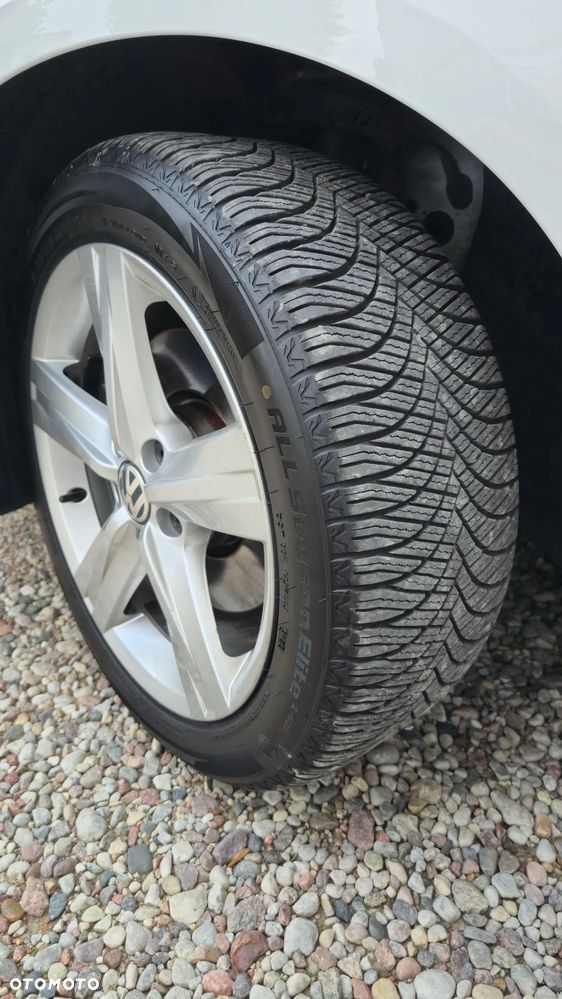 Volkswagen Passat 1.6 TDI Comfortline - 14