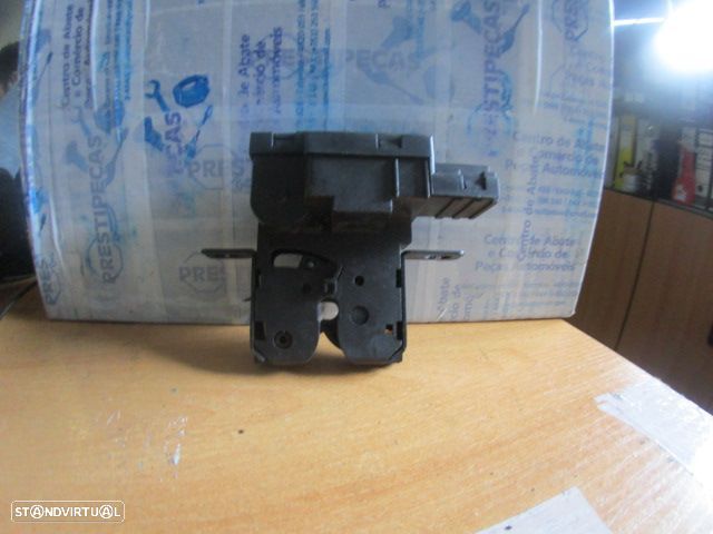 Fecho 9685328580 PEUGEOT 207 SW 2010 M 4 PINOS - 2