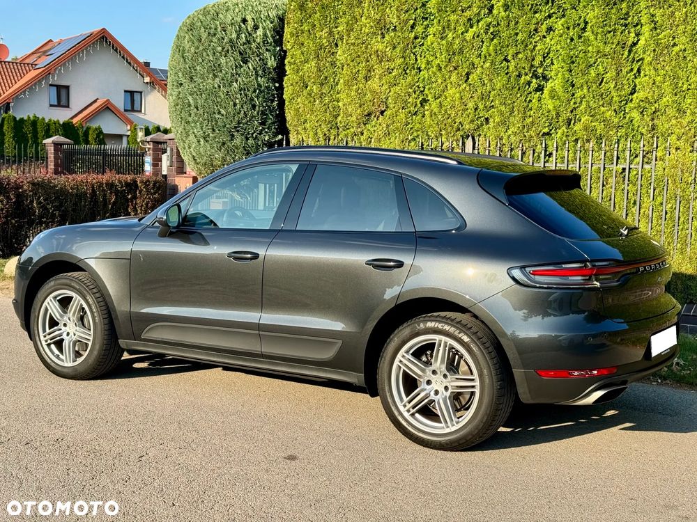 Porsche Macan Standard - 4