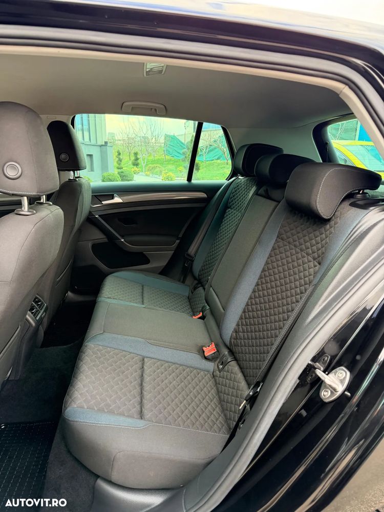 Volkswagen Golf 1.6 TDI SCR IQ.DRIVE - 16