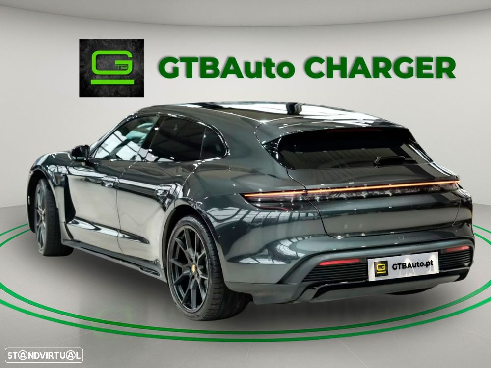 Porsche Taycan Sport Turismo - 19