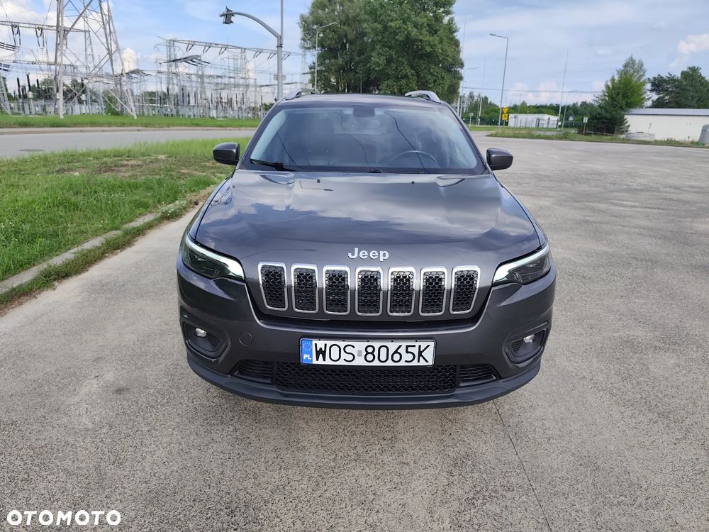 Jeep Cherokee - 4