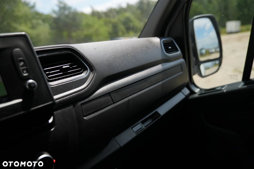 Renault Master - 24