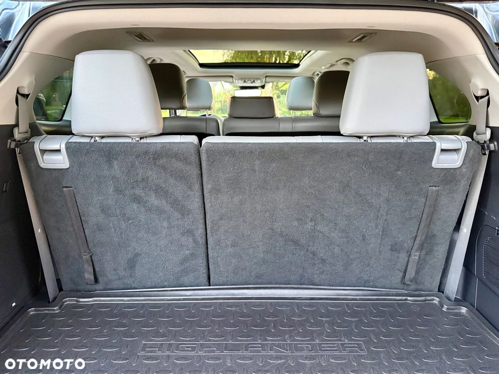 Toyota Highlander 2.5 Hybrid Executive Style - 19