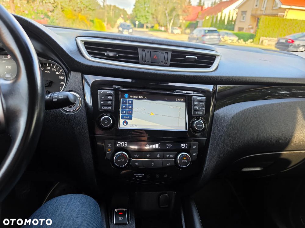 Nissan Qashqai 1.6 DIG-T 360 - 11