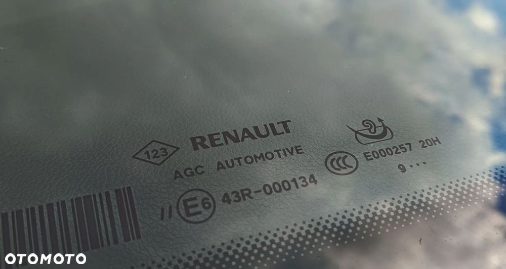 Renault Scenic BLUE dCi 150 EDC BLACK EDITION - 36