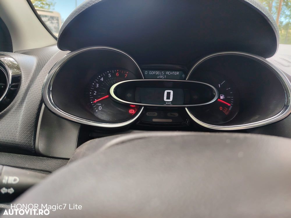 Renault Clio TCe Intens - 8