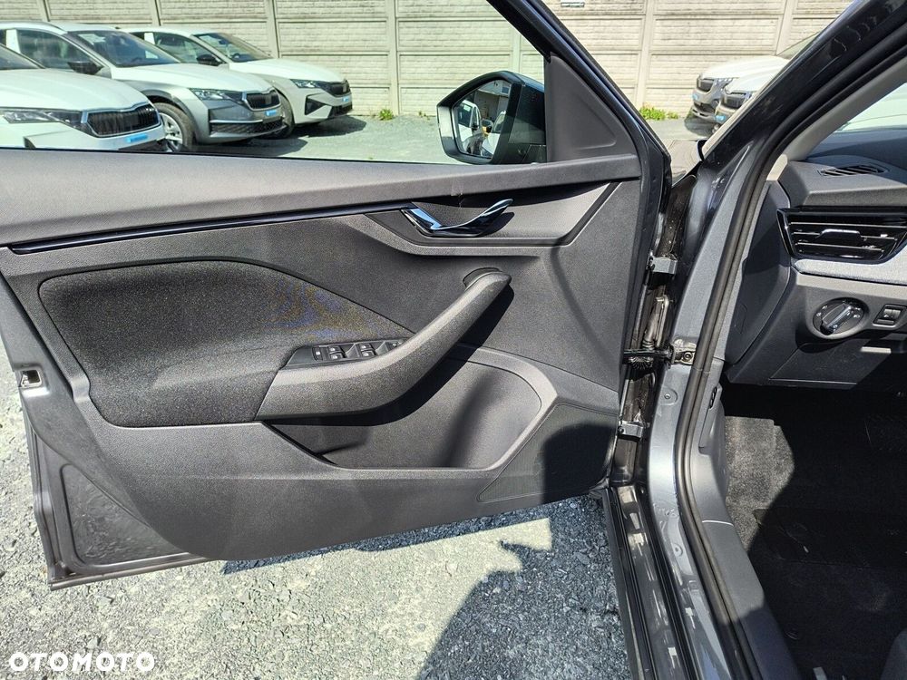 Skoda Kamiq 1.0 TSI Drive DSG - 10