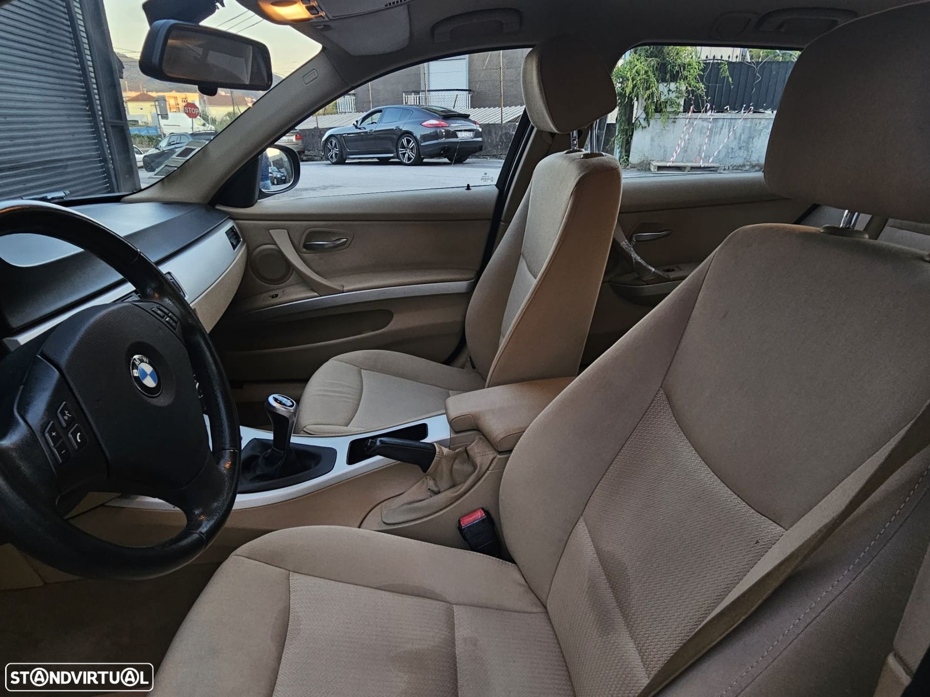 BMW 318 d Touring Sport - 14