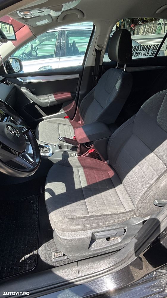 Skoda Octavia 2.0 TDI DSG 4X4 Style - 9