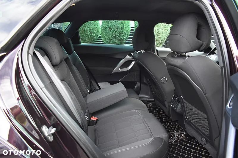 Citroën DS5 e-HDi 115 EGS6 SoChic - 23