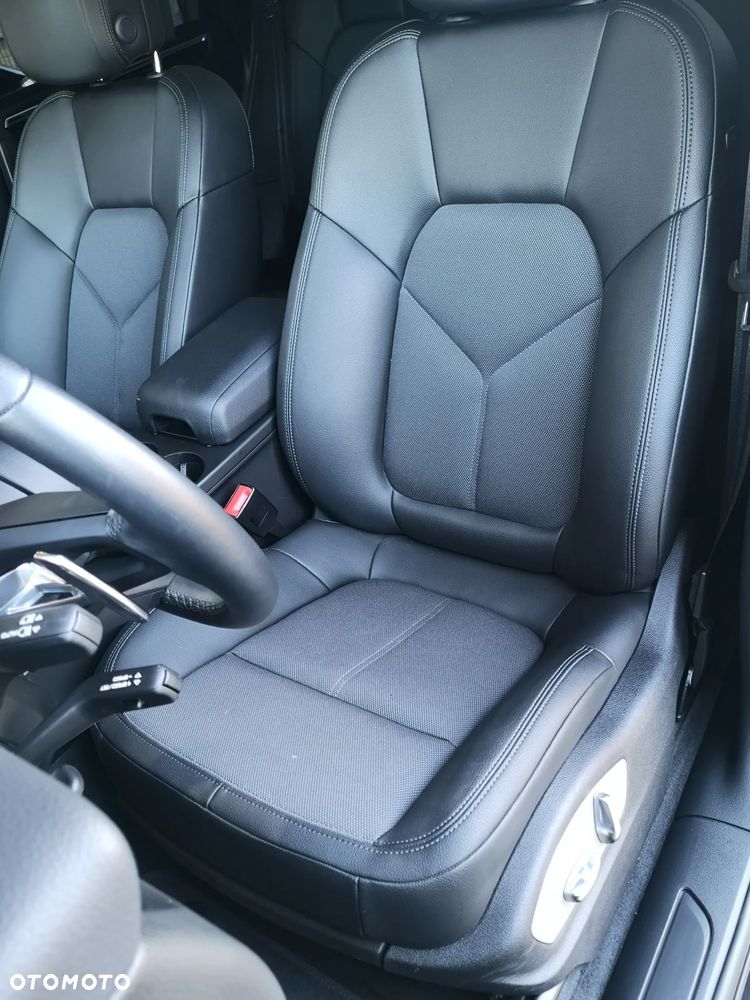 Porsche Macan Standard - 27