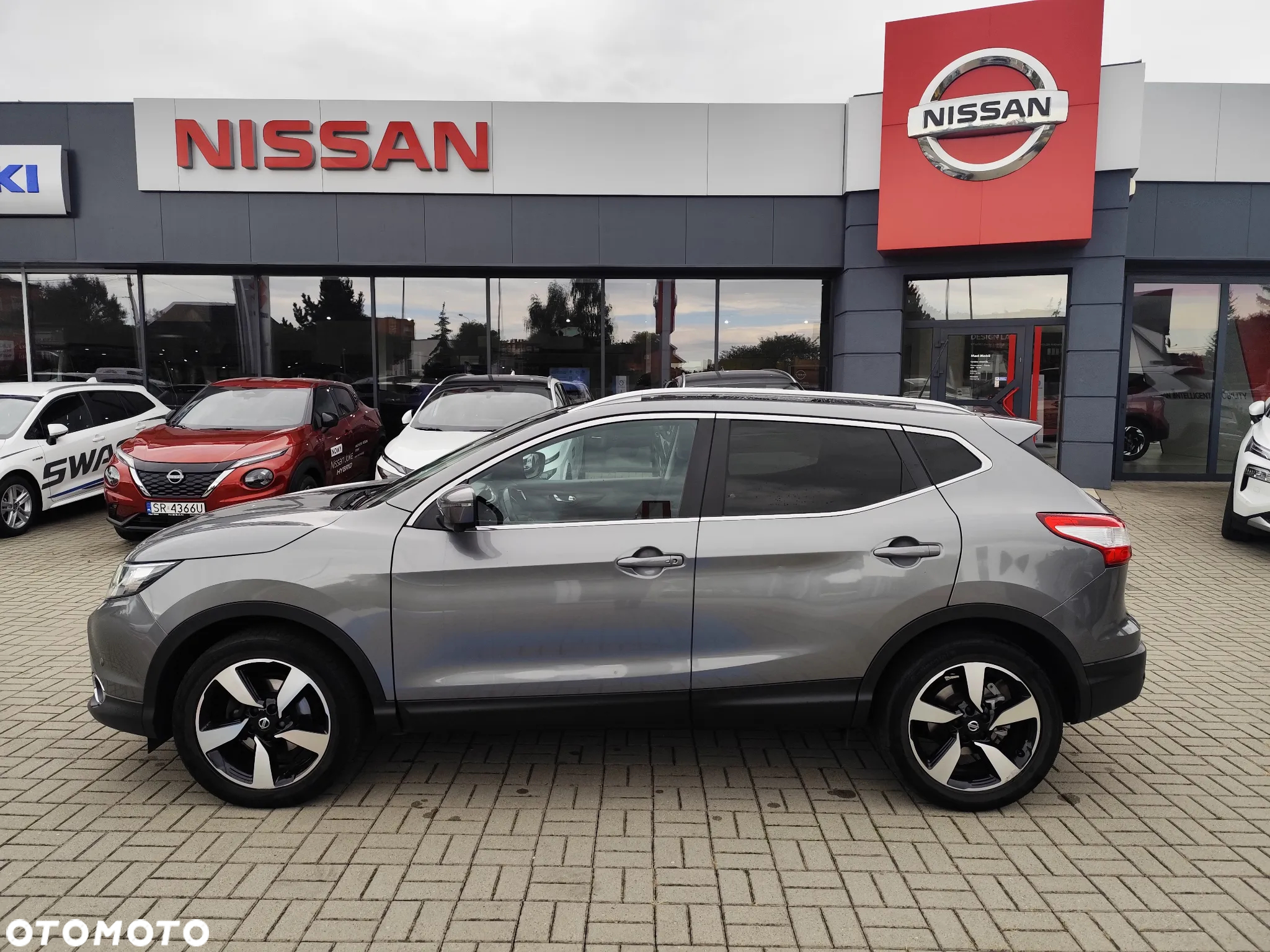 Nissan Qashqai 1.2 DIG-T N-Connecta EU6 - 2